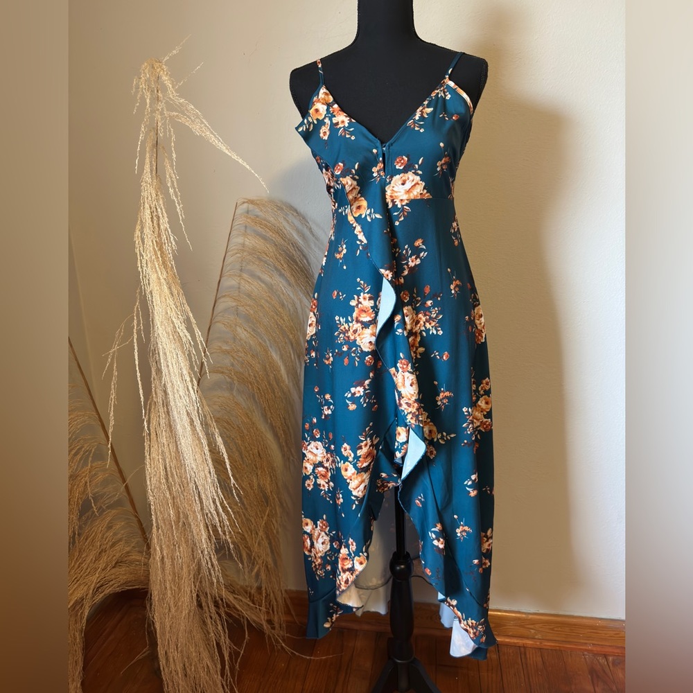 Floral Print Ruffle V-Neck High Slit